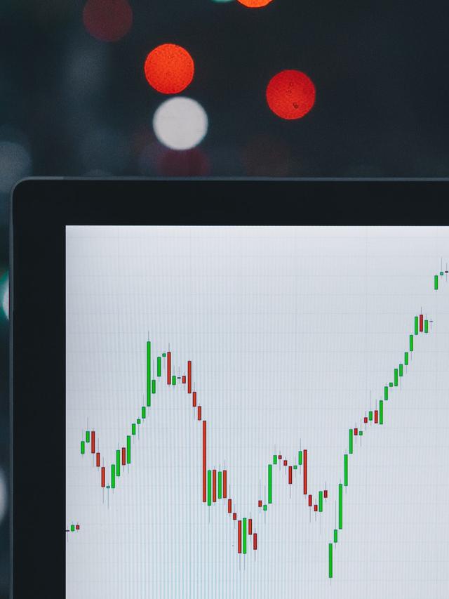 Economic Trends and Investments: How Global Factors Impact Your Portfolio