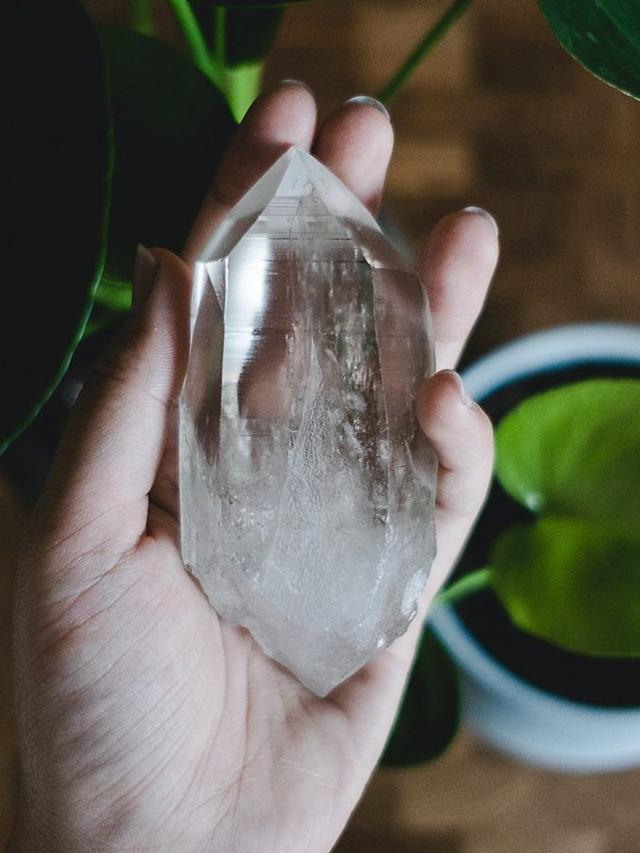 Healing Crystals Based on Your Zodiac Sign