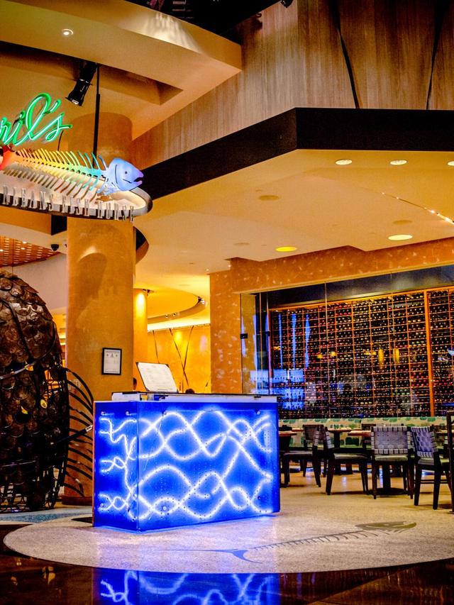 Dining on Cajun Cuisine at Emeril’s New Orleans Fish House at MGM Grand Las Vegas