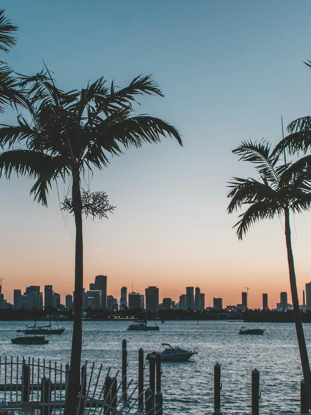 Enjoying the Scenic Views and Outdoor Activities at Tropical Park in Miami.