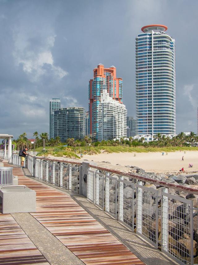 Exploring the Scenic Trails and Wildlife at the Owa Ehan State Park in Miami.