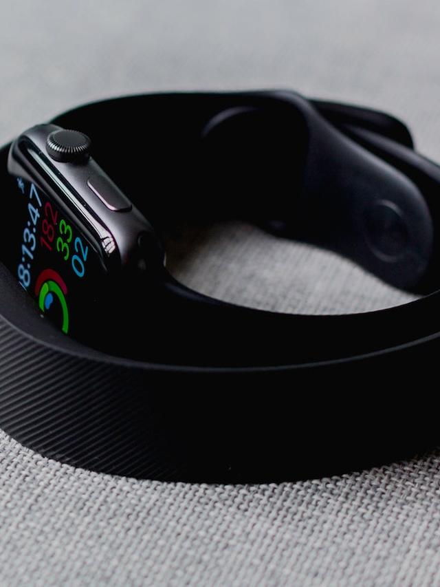 Top Twenty Cutting-Edge Wearable Devices Revolutionizing the Tech Industry